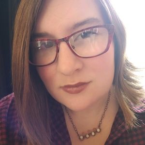 Meet your Posher, Becky